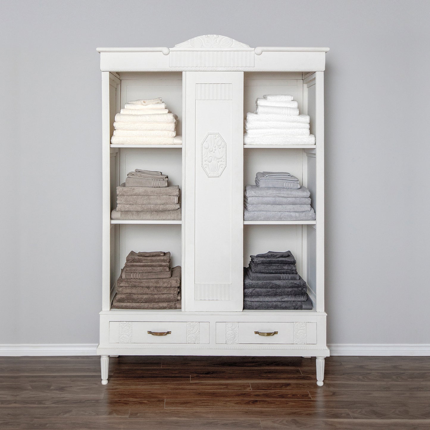 Puro Towel by St. Genève