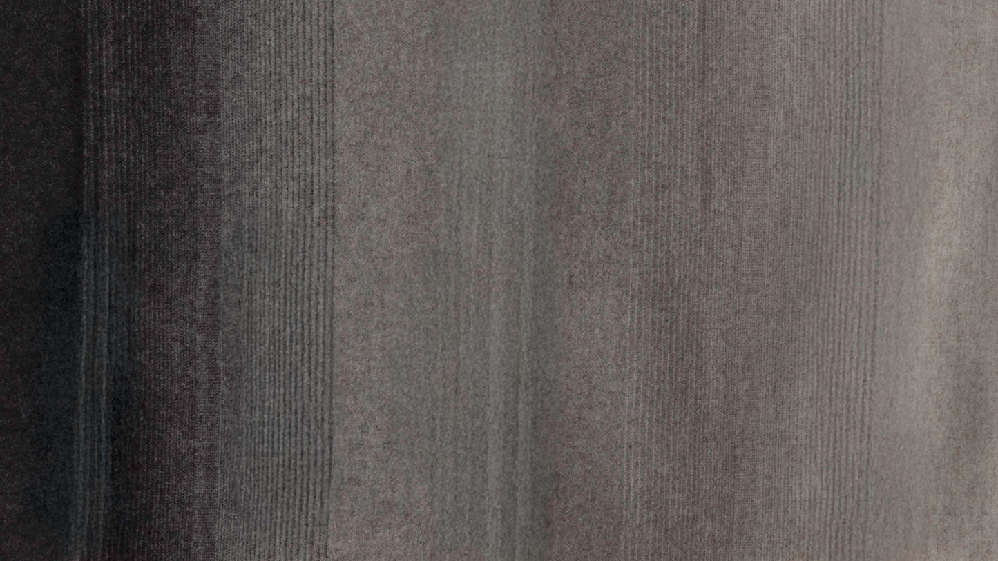 Aria Throw by St. Genève