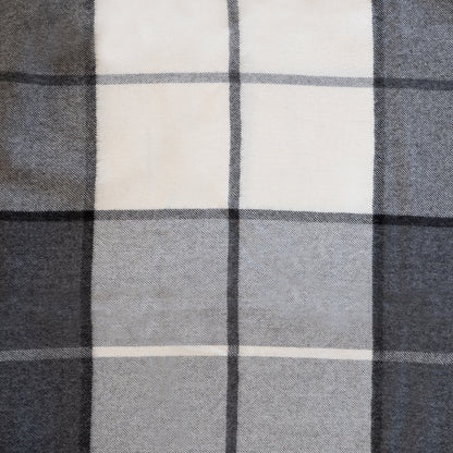Mika Throw by St. Genève