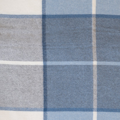 Mika Throw by St. Genève