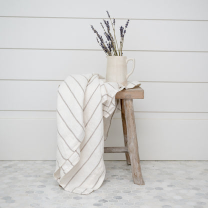 Forte Towel by St. Genève