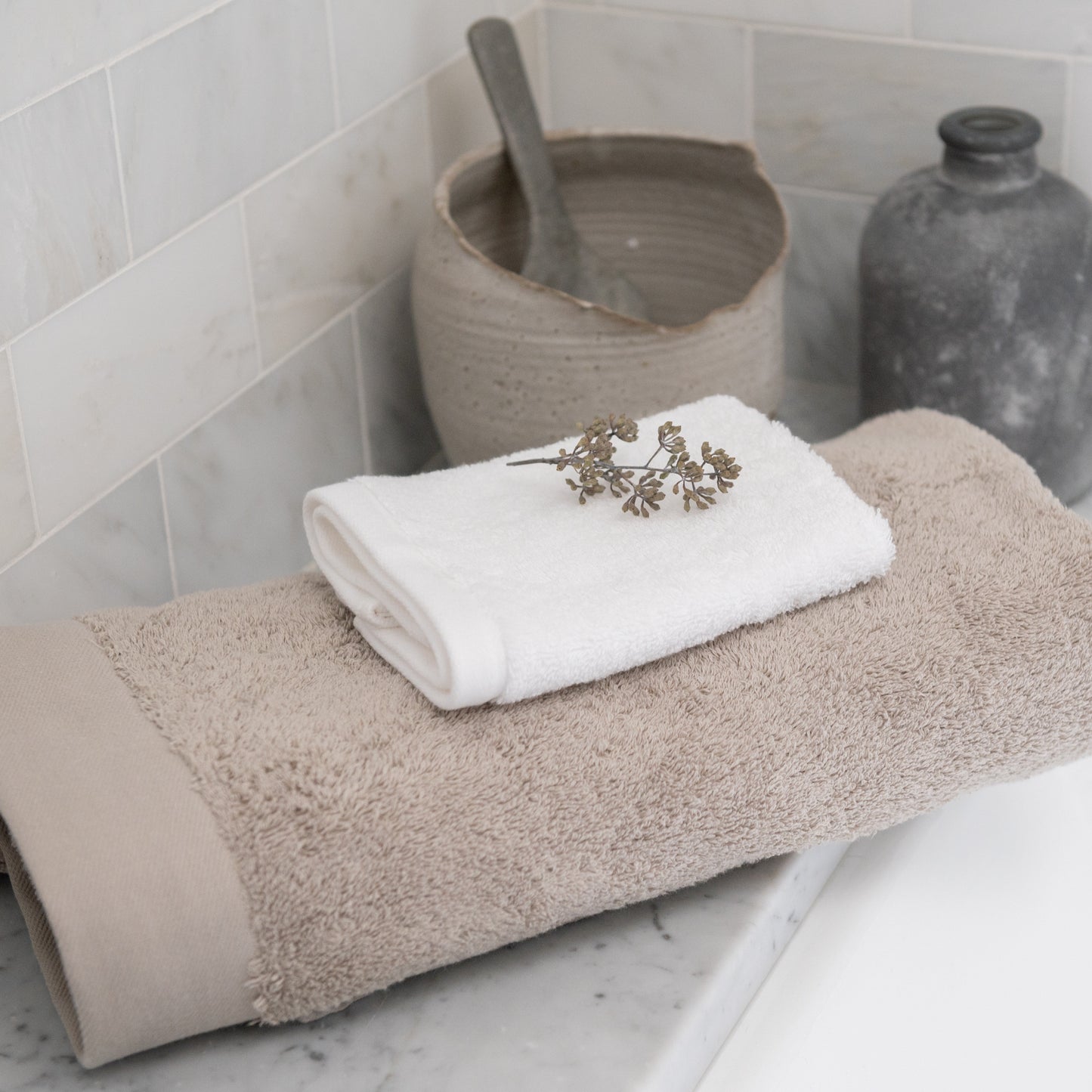 Puro Towel by St. Genève